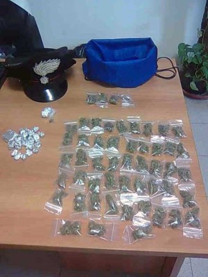 Carabinieri - La droga sequestrata a Pratogiardino