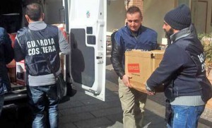 Le operazioni degli uomini della guardia costiera