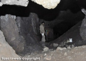 Viterbo sotterranea - Uno scavo clandestino - L'archeologo Alberto Pichardo Gallardo