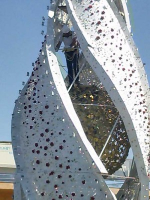 Fiore del Cielo a Expo, il montaggio