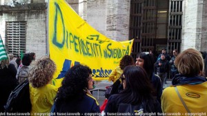Mercatone Uno - I lavoratori manifestano a Roma