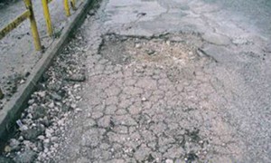 Lo stato della provinciale Falisca nel comune di Rignano