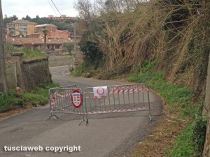 La vecchia strada Sammartinese chiusa