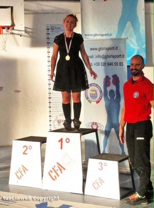 Sport - Sollevamento pesi - Kettlebell - Ada Bruni sul podio