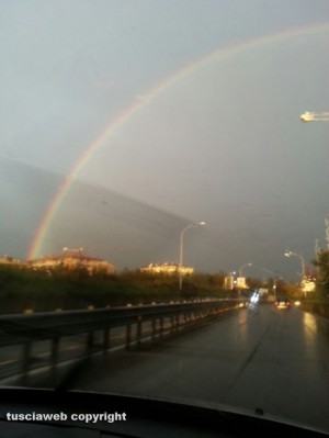 Viterbo - L'arcobaleno visto dal quartiere Ellera