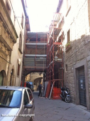 Viterbo - Impalcature a via San Pellegrino