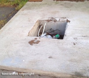 Tobia - Quello che rimane delle cassette dell'acqua