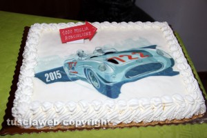 La torta dedicata alle 1000 Miglia, fatta preparare dal comune di Ronciglione