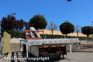 Gloria - Il trasporto della base