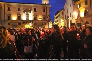 Scuola pubblica - Flash mob a piazza del Comune