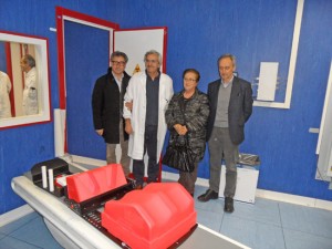 La consegna delle apparecchiature a radioterapia 