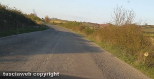 Buche sulla SS 312 Castrense