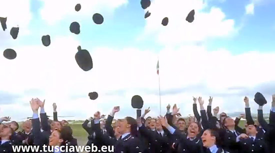 Viterbo - Gli allievi del 17esimo corso Uriel dell'aeronautica militare
