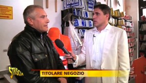 Striscia la notizia - Moreno Morello a Viterbo col titolare di un negozio