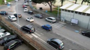 Via Solieri - Le auto in sosta