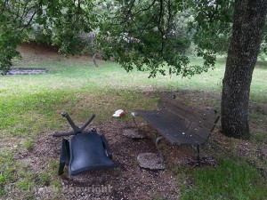 Bagnaia - La sedia abbandonata nel parco