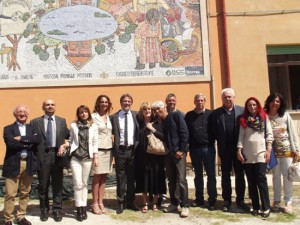 Montefiascone - L'inaugurazione del mosaico alla scuola secondaria di primo grado “Alessandro Manzoni”