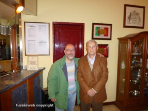 Raduno ex allievi sottufficiali - Ex allievo con De Gregori