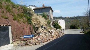 Roccalvecce - La strada franata 