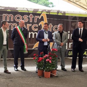 Tarquinia - Fiera delle macchine agricole - Il taglio del nastro