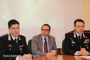 Da sinistra: il capitano Giovanni Martufi, il pm Massimiliano Siddi, il colonnello Mauro Conte