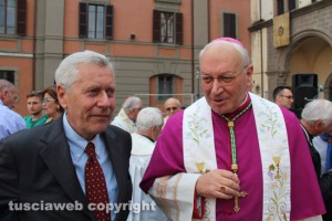 Viterbo - Il trasporto della macchina di Maria santissima Liberatrice - Il sindaco Michelini con il vescovo Fumagalli