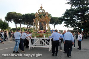 Viterbo - Il trasporto della macchina di Maria santissima Liberatrice
