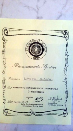 Il riconoscimento al terzo classificato