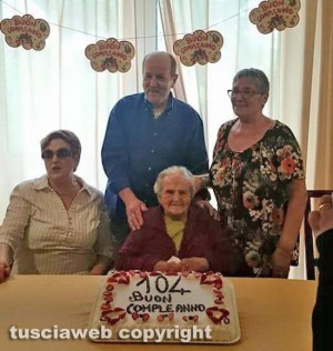 Angela Bernabei festeggia 104 anni