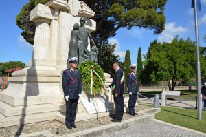 Tarquinia - Il sindaco Mazzola al monumento ai caduti