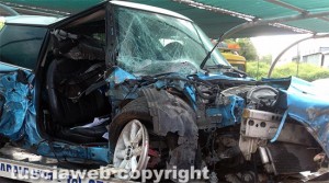 Viterbo - Mortale in via Santa Maria in Gradi - La Mini Cooper distrutta