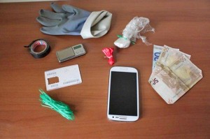 Il materiale sequestrato dai carabinieri