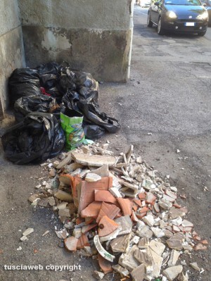 Viterbo - Discarica in via Piave