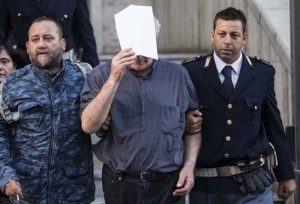 Baby prostituti - L'arresto di padre Dino - Foto Mario Proto - Corriere della sera