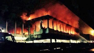 Roma - L'incendio a Fiumicino