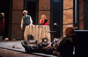Nicola Pistoia e Paolo Triestino in "Scacco pazzo"