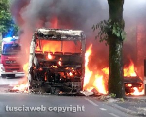 Sutri - Pullman Cotral in fiamme