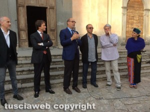 Nicola Zingaretti e Giuseppe Tornatore a Civita di Bagnoregio col sindaco Francesco Bigiotti
