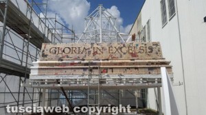 Macchina di Santa Rosa - Gloria, quasi pronta la base