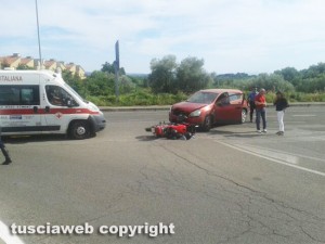 Viterbo - Incidente in via Alessandro Volta
