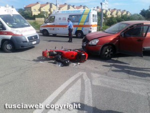 Viterbo - Incidente in via Alessandro Volta
