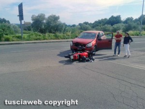 Viterbo - Incidente in via Alessandro Volta