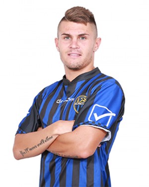 Federico Viviani con la maglia del Latina