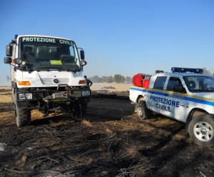 Due mezzi della protezione civile