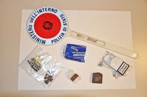 Polizia - Droga - Il materiale sequestrato