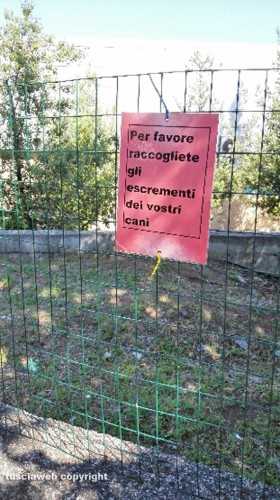 Viterbo - Un cartello in via Monti Cimini 