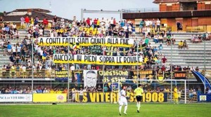 Lo striscione di Questione di stile