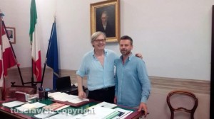 Tuscania Vittorio Sgarbi con il sindaco Fabio Bartolacci