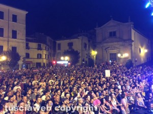 Bagnaia - Una folla immensa per Cristina D'Avena