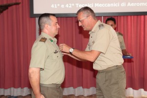 Viterbo - Conferimento brevetti ai nuovi piloti e specialisti dell'aviazione dell'esercito